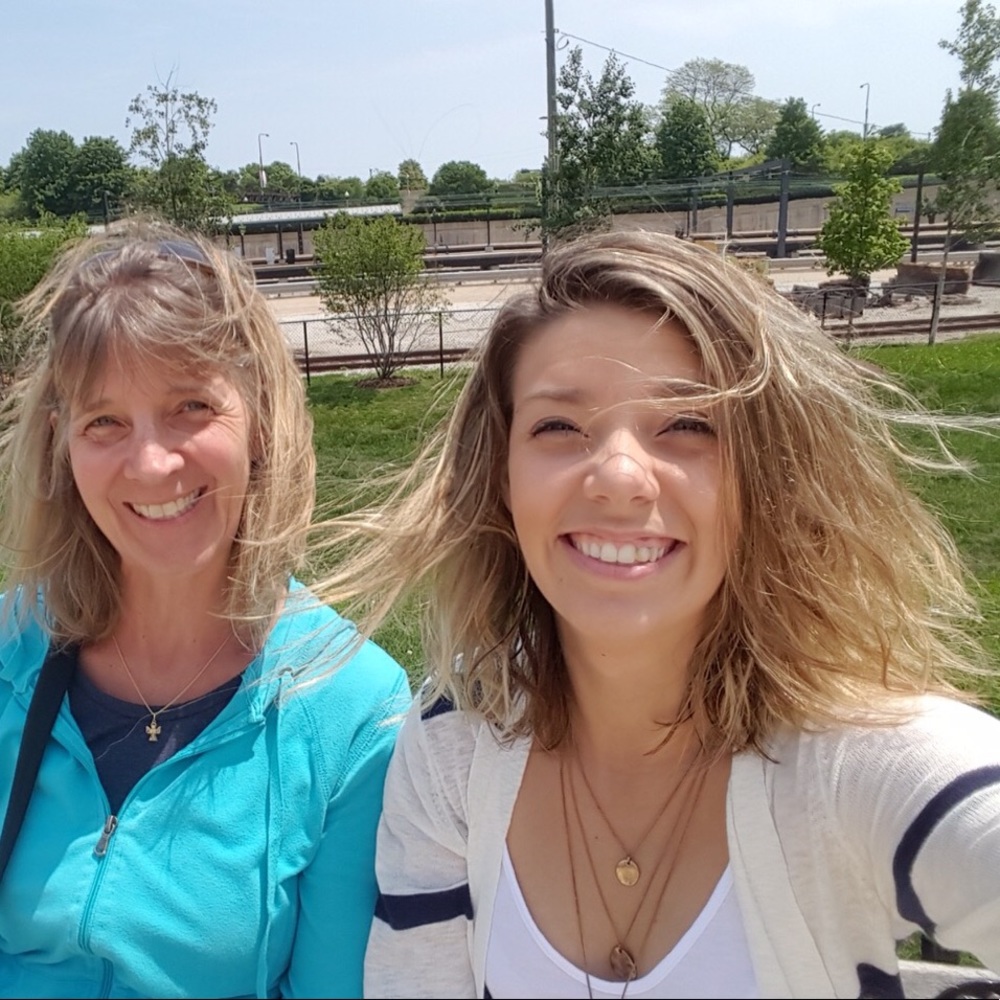 Meet your Posher, Emily